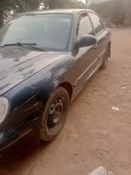 A picture of Hyundai sonata 05 Automatic Suitable for Uber business Super Good