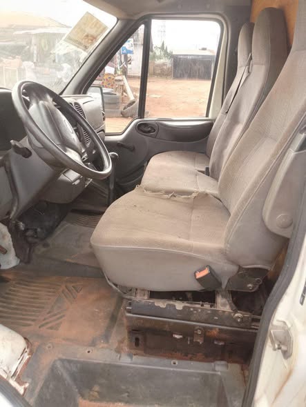 A picture of 5 2m new modern Ford bus