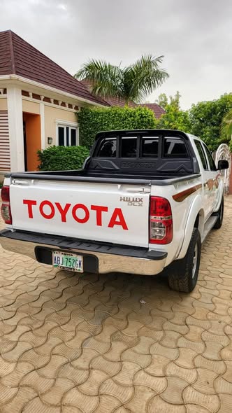 A picture of Toyota hillux