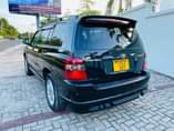 A picture of TOYOTA KLUGER DVT Year 2003 Colour Black 7 saet Mileage