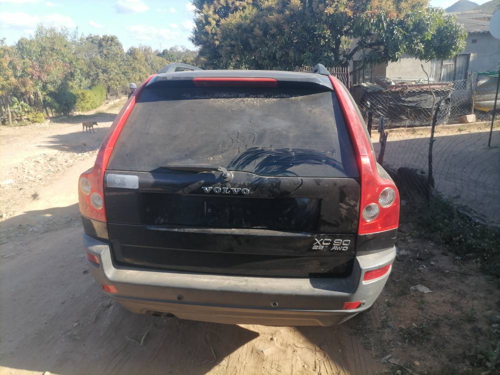 classifieds/cars volvo
