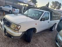 used nissan hardbody