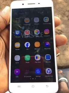 A picture of VIVO Y55A GB 64 RAM GB 4