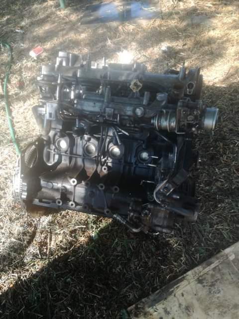 CARS &.