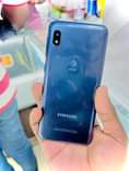 A picture of Samsung A10e