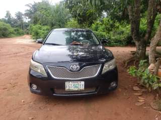 A picture of Toyota Camry spider