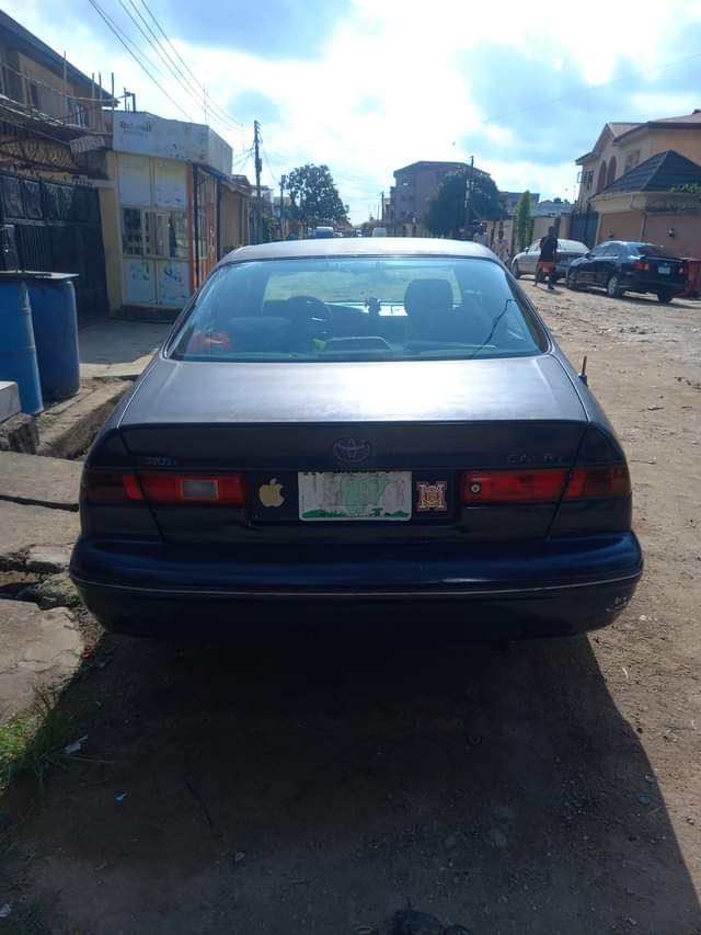 A picture of Toyota camry pencil light 01