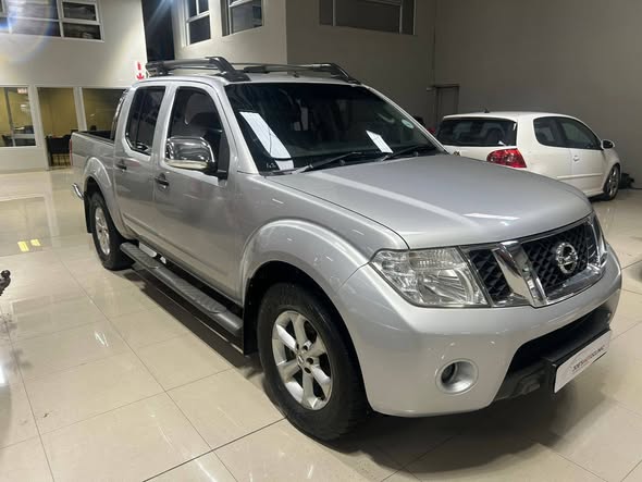 used nissan navara