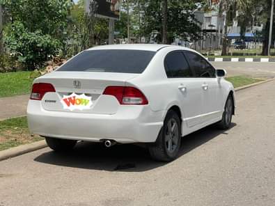 A picture of 2009 Honda civic Irobot Jamaica calling pick up Distress dealers
