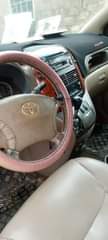 A picture of Toyota sienna 2005