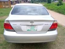 A picture of Camry 06