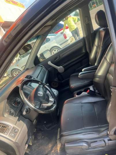 A picture of Honda CR V 2008