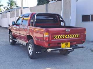 A picture of Toyota hilux 2 8