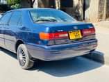 A picture of Toyota primio old