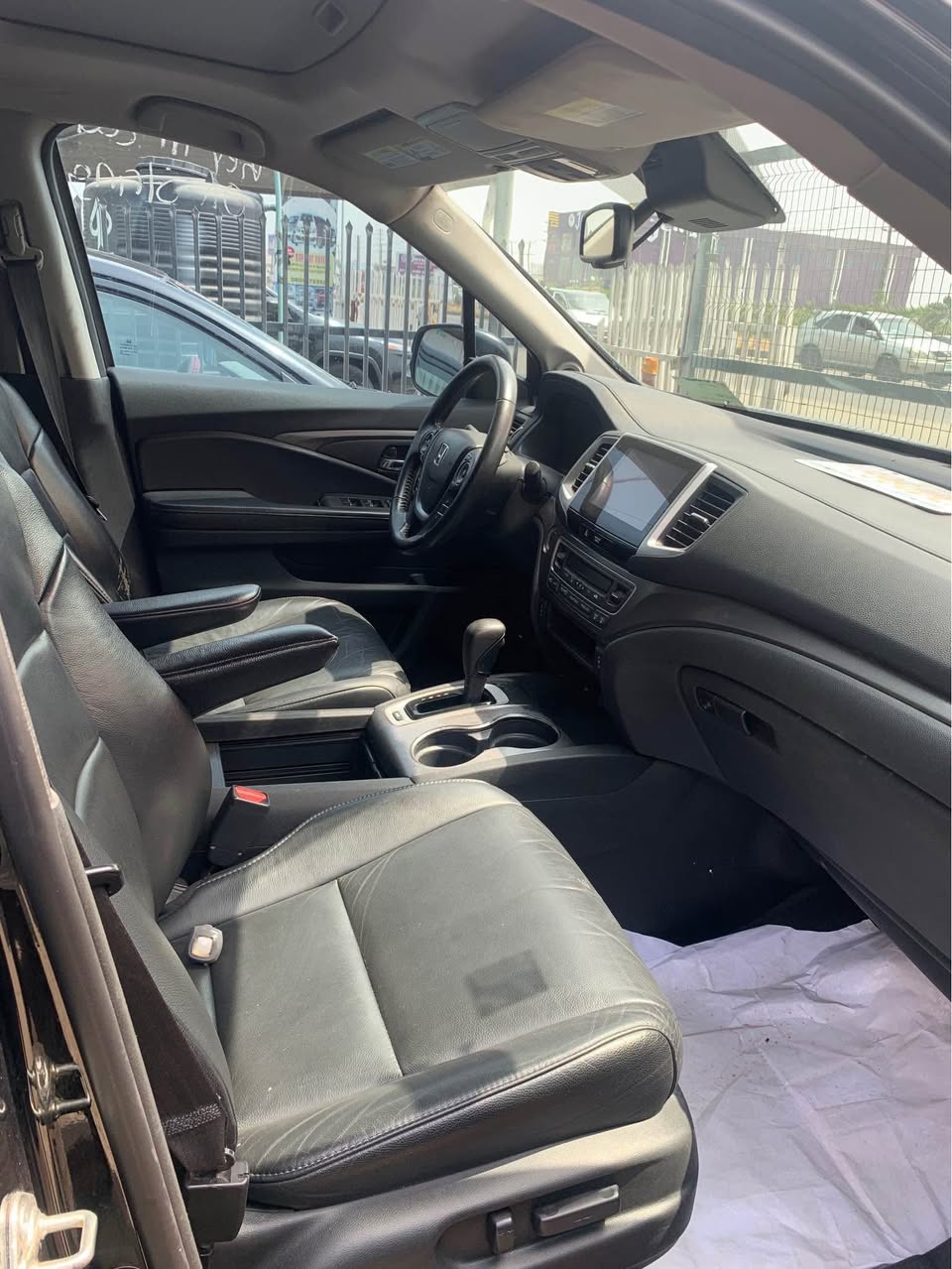 A picture of Foreign used Honda pilot 2016
