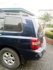 A picture of Toyota Corolla 2004 first body One year used company returned