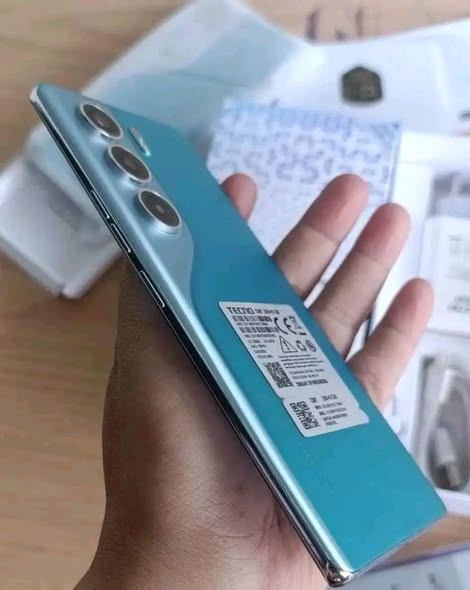 A picture of Original Tecno Camon 40 pro on sale now