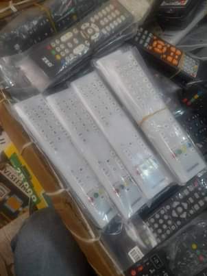 A picture of REMOTES 0705390639