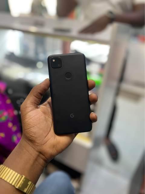 A picture of Google pixel4a Gb128