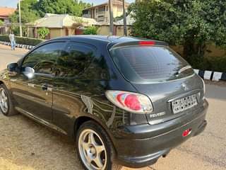 A picture of Peugeot 206 Manual