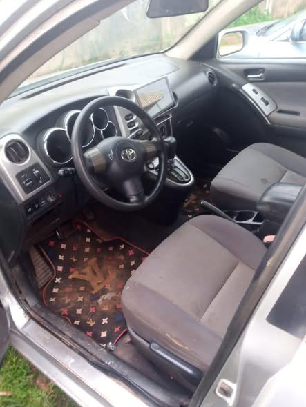 A picture of TOYOTA MATRIX