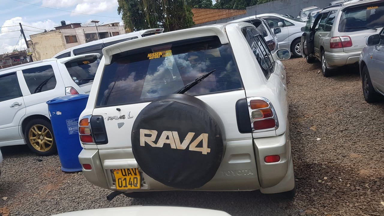 A picture of TOYOTA RAV4