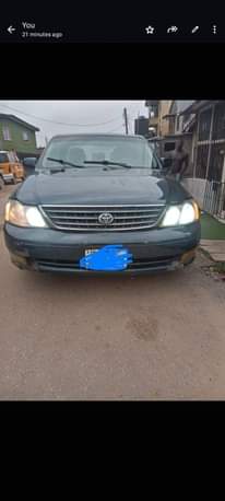 A picture of Toyota Avalon