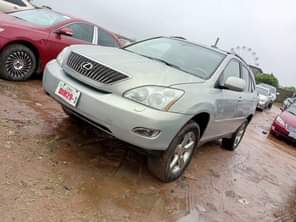 A picture of Highest grade Lexus RX 330 Everything is intact and untouched