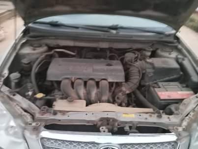 A picture of 2004 Toyota Camry