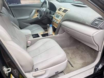 A picture of Car s