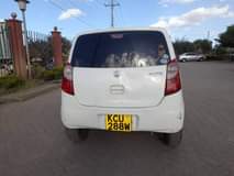 A picture of 2012 Suzuki Alto