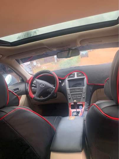 A picture of Lexus es350 2009 2010