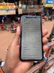A picture of iPhone XR 64gb Face ID True Tone Battery health 92