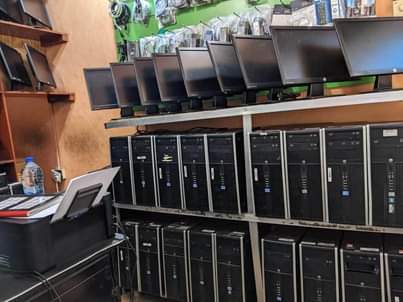 A picture of HP 8200 TOWER