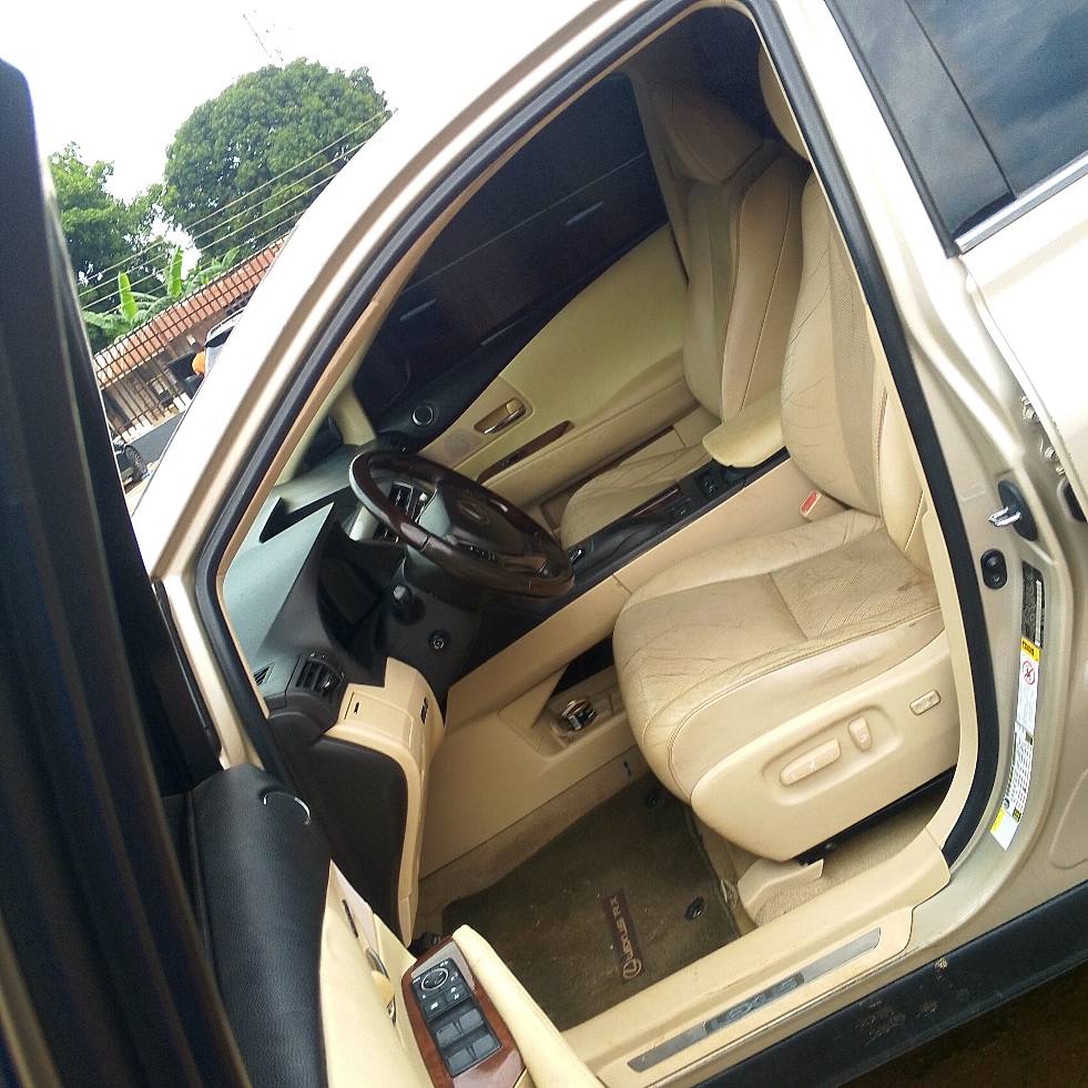 A picture of 2014 Rx 3 50 tokunbo standard for sale first body