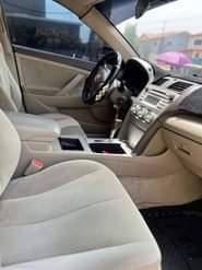 A picture of Extremely clean and Toks Standard 2009 Toyota Camry LE Toks