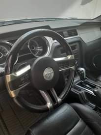 A picture of Ford Mustang 2010 11M