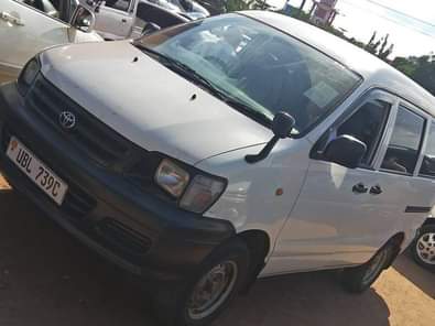 A picture of NOAH DX. ITS BUY AND DRIVE AUTOMATIC PETROL ENGINE INTACT