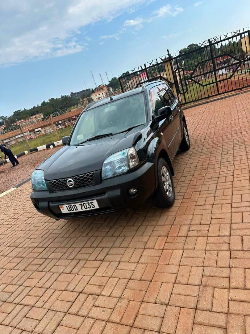 A picture of Nissan Xtrail 14m 0706145834