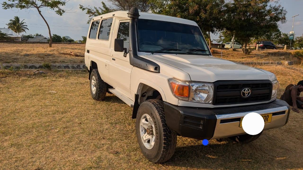 A picture of TOYOTA LANDCRUISER FOR SALE