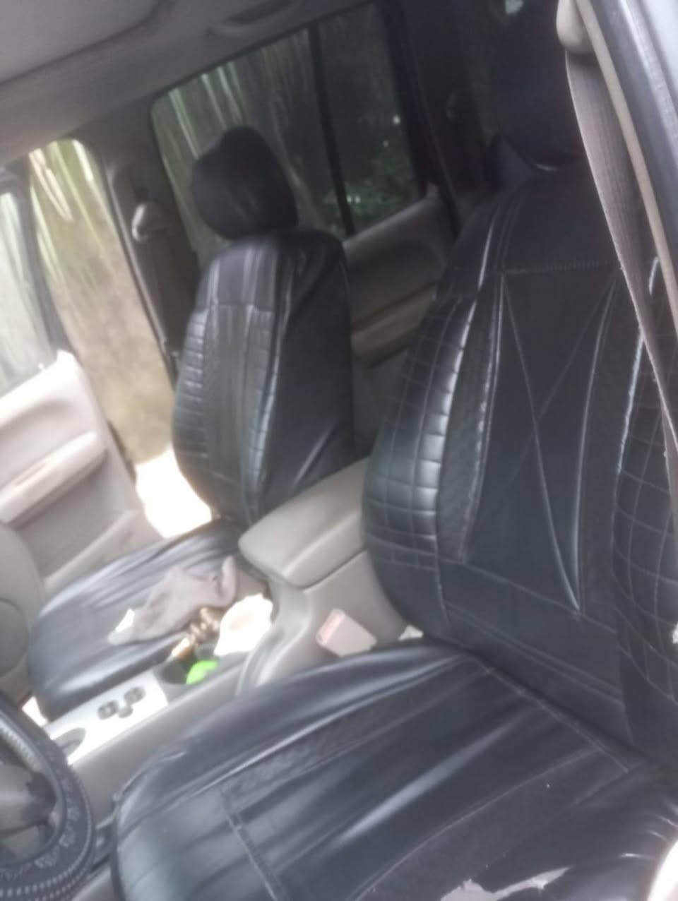 A picture of LIBERTY JEEP 2005