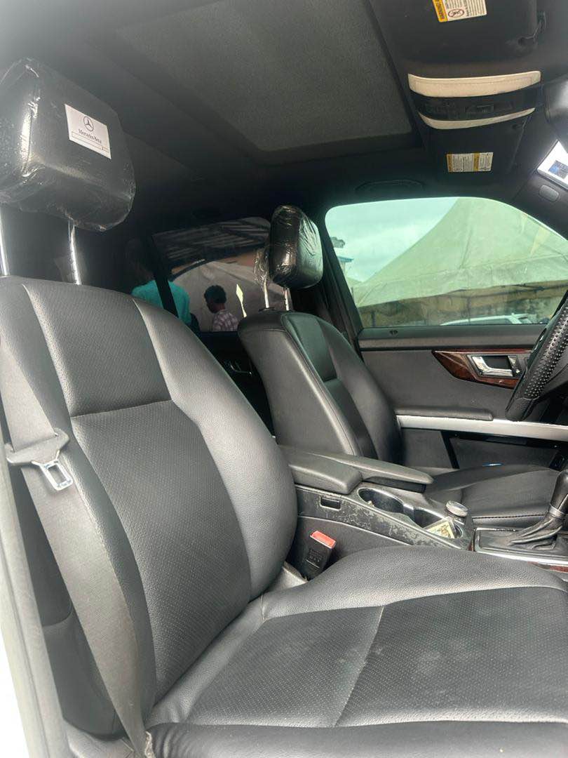 A picture of 2011 glk 350 Mercedes Benz 2022 entry