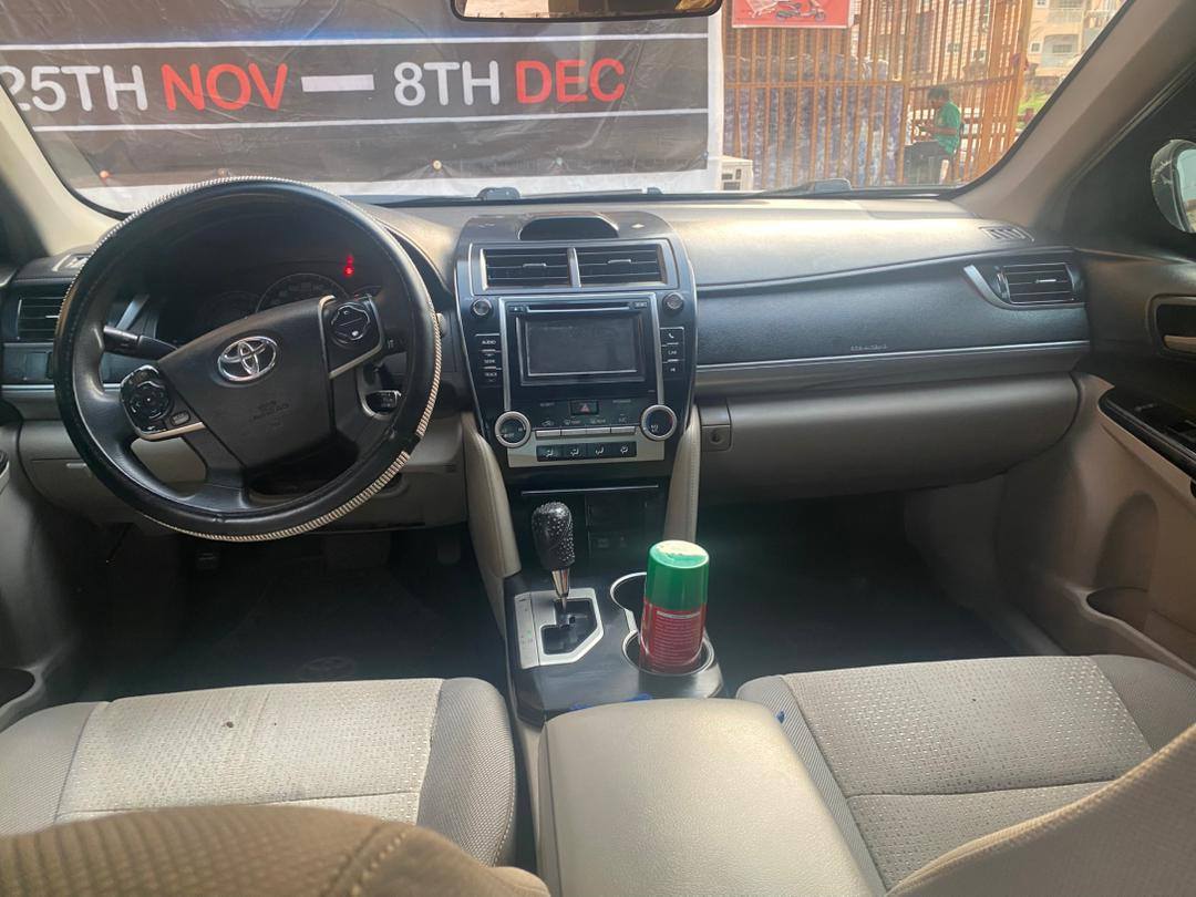 A picture of Toyota Camry 2014 Belgium