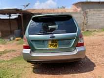 A picture of Subaru Forester 2006 model