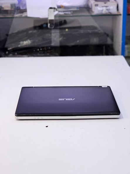 A picture of Asus x360