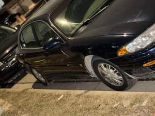 A picture of 2004 Buick LeSabre