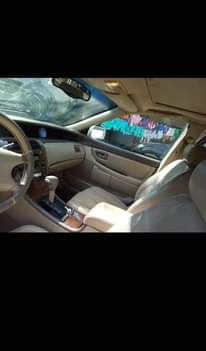 A picture of Toyota Avalon dashboard