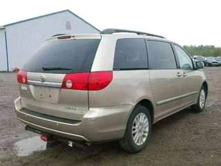 A picture of 2007 Toyota Sienna 2007 5356631