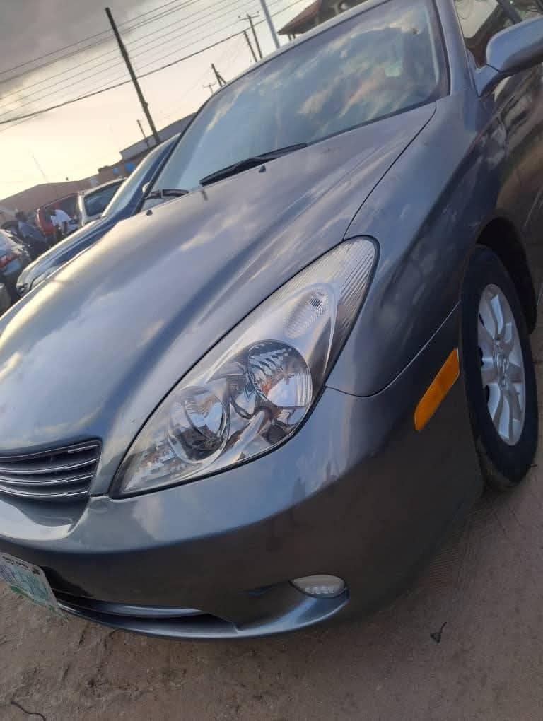 A picture of 2007 Lexus lexus