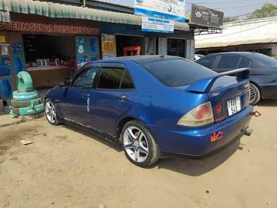 used toyota altezza